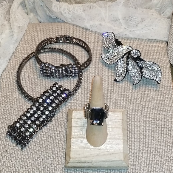 Black & Clear Rhinestone 11-Item Jewelry Bundle - Picture 8 of 16